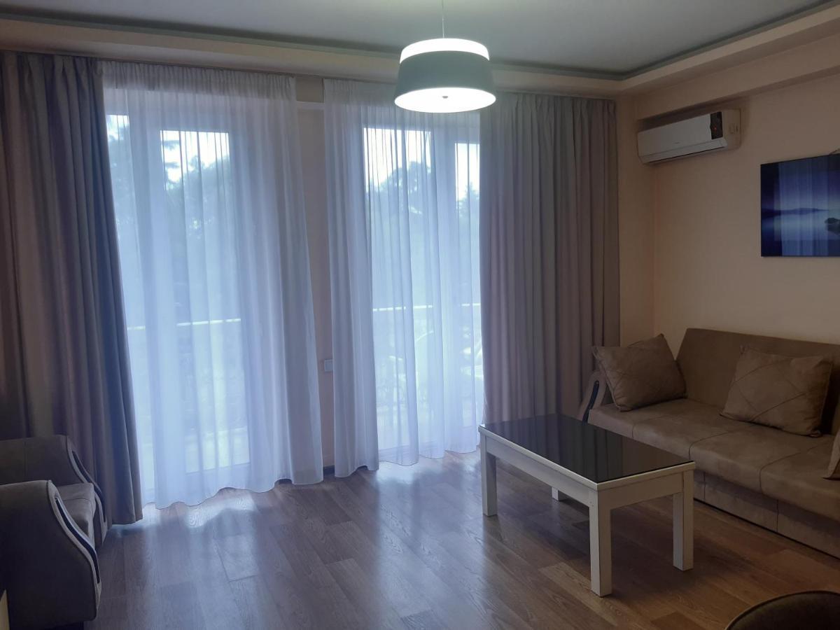 Batumi Apartment In Front Of Sheraton المظهر الخارجي الصورة